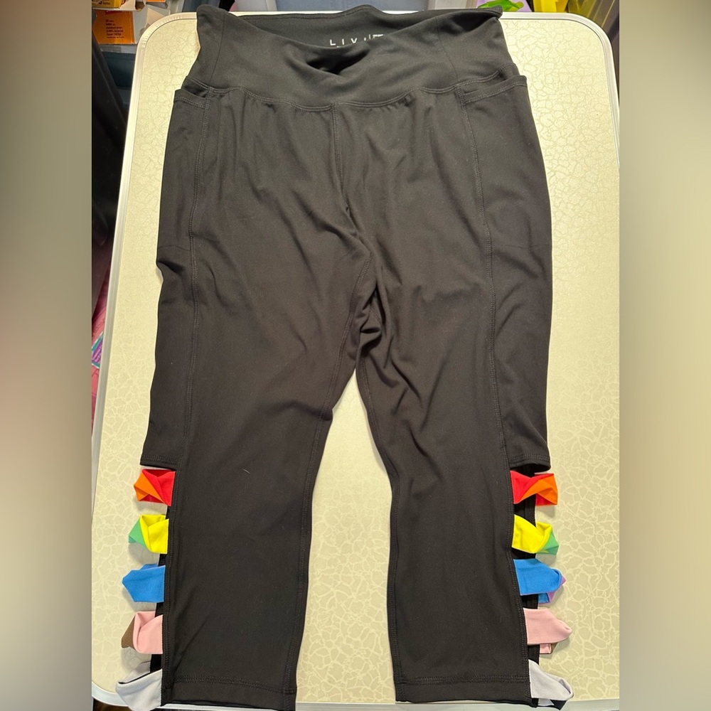 Livi Active Black and Red Leggings Sleek Modern Fit